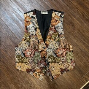 Facets Women's Cat Print Vest - Multicolor